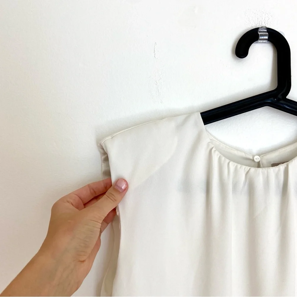 H&M // white blouse - Picture 3 of 4